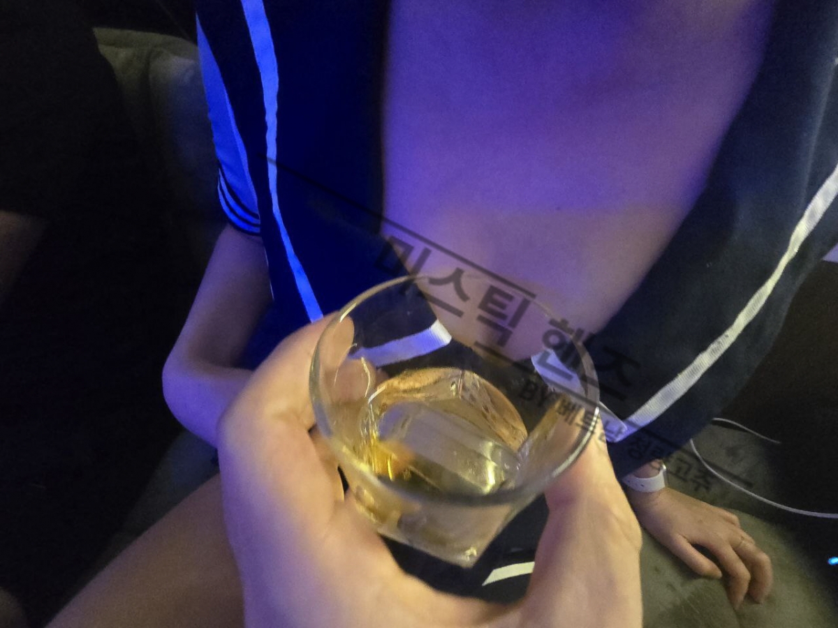 1750343939778784.jpg