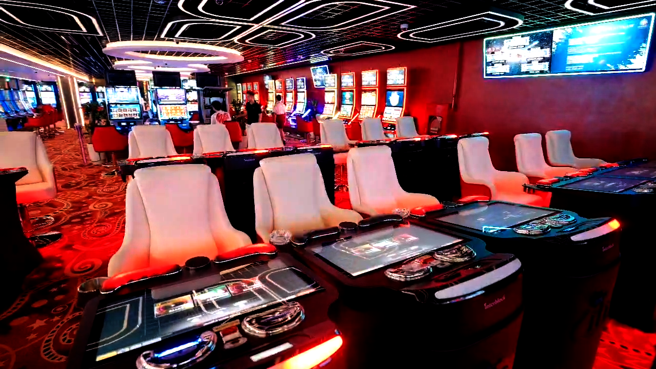 evloution-hanoi-flamingo-casino-store_re