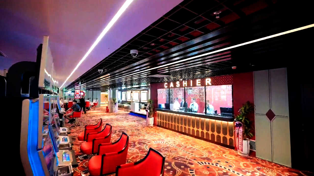 evloution-hanoi-flamingo-casino-store_re