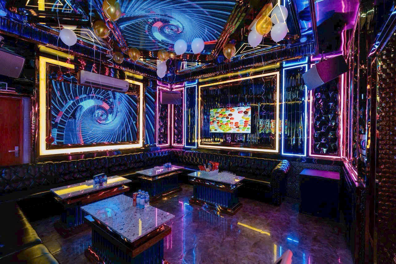 evloution-hanoi-melody-ktv-store_ref-2.j