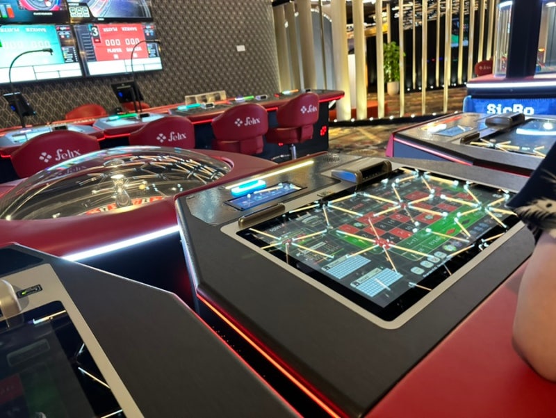 evloution-danang-novotel-casino-store_re